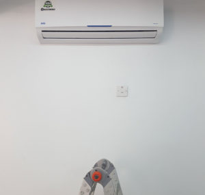 AC Unit being installed by SDG Engineering